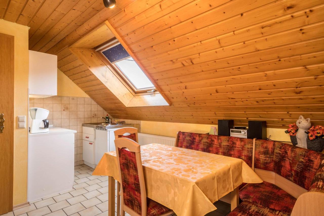Ferienwohnung Zapfs Bauernhof Stiefmütterchen Tettnang Exterior foto