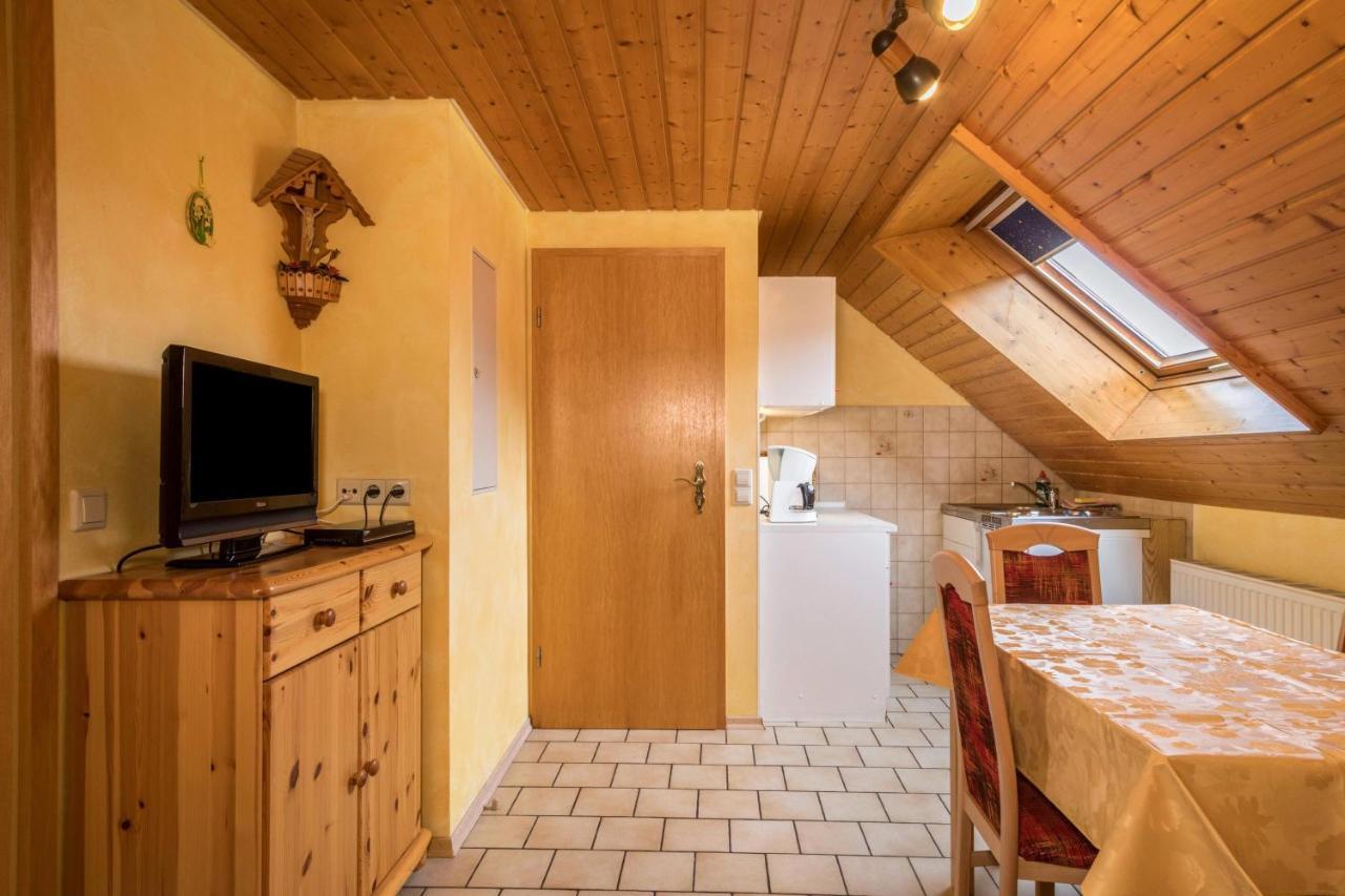 Ferienwohnung Zapfs Bauernhof Stiefmütterchen Tettnang Exterior foto